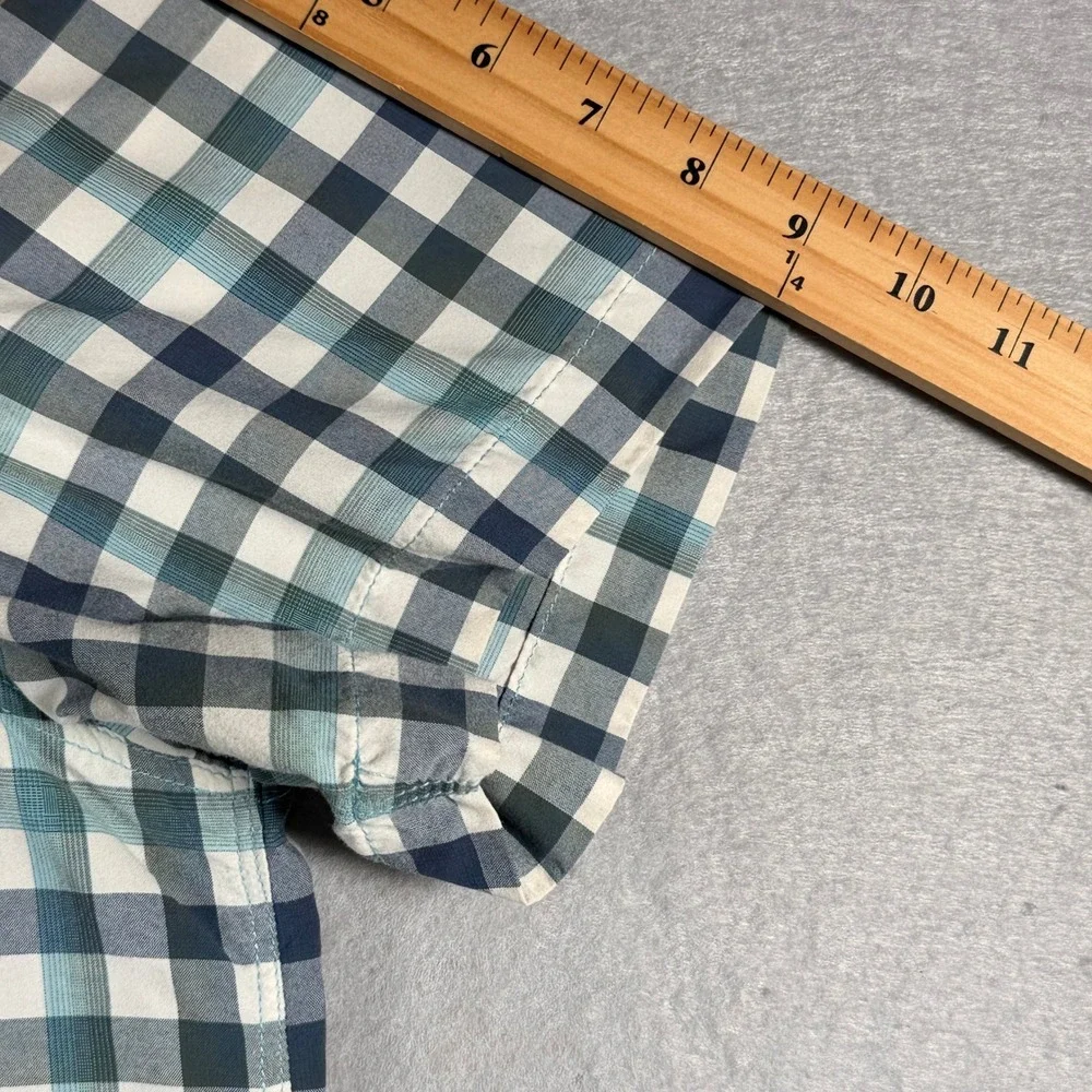 The North Face Mens XL‎ Blue Gingham Plaid Short Sleeve Nylon Shirt NF0A2UMR S17